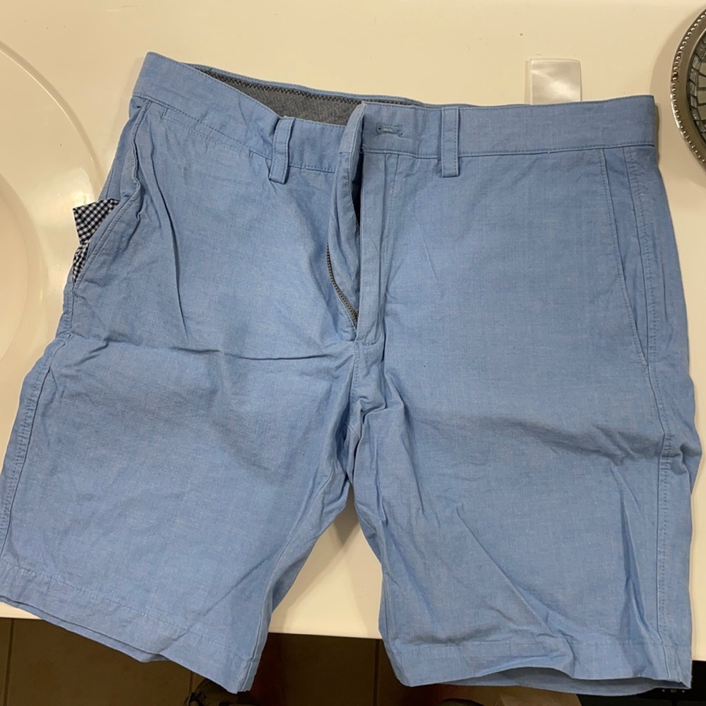 Men’s banana Republic Aiden shorts size 32 linen